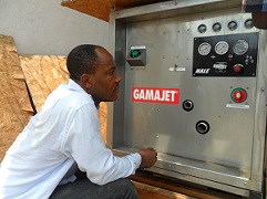 Inspecting a Gobyjet maching before moving it out for field work